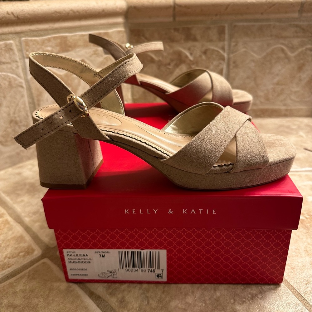 Kelly & Katie Tan Block Heel Sandals